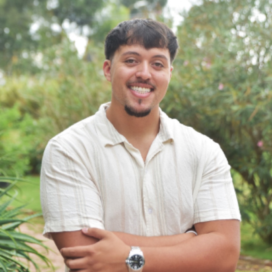 Diego Ibañez, comunicador vial y creador de TransitoUy